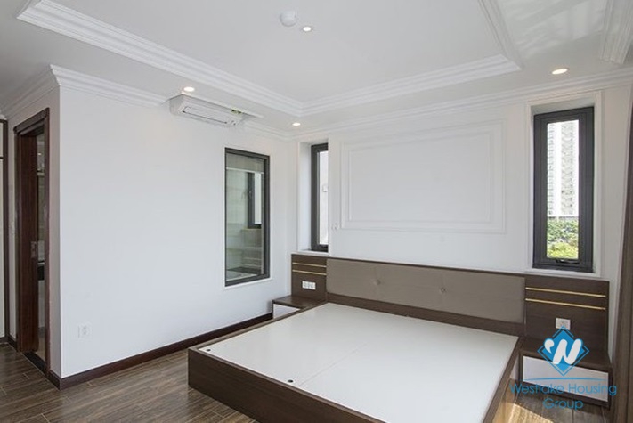 A modern serviced apartment with gorgeous lake view for rent in Truc Bach Island